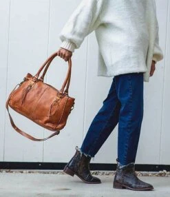 Bed Stu Rockababy Tan Leather Satchel Bag 8 Bed Stu Rockababy Tan Leather Satchel Bag -Kurt Geiger Shop 00000000 zi 0dc530a4 d6ba 4b11 bd57 f54705d56aef 05 ai