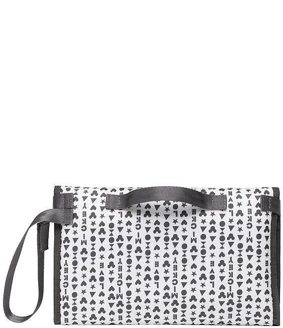 Disney X Petunia Pickle Bottom Compact Nimble Diaper Clutch & Diaper Changer Pad - Love Mickey Mouse 1 Disney X Petunia Pickle Bottom Compact Nimble Diaper Clutch & Diaper Changer Pad - Love Mickey Mouse