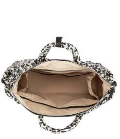 Itzy Ritzy Dream Weekender Leopard Hospital & Travel Bag -Kurt Geiger Shop 00000000 zi 36b6ede5 5871 44a4 aca0 c8c6fb084999 01 ai