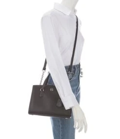 Michael Kors Chantal Small Messenger Bag -Kurt Geiger Shop 00000000 zi 3c9696cf 1019 440e 94b0 8e71156f79da 03 ai