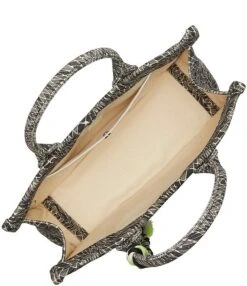 Vince Camuto Orla Tote Bag 7 Vince Camuto Orla Tote Bag -Kurt Geiger Shop 00000000 zi 4cbc827a 31b8 4ea2 8ffe f491be46d650 02 ai