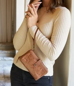 The Sak Iris Large Embossed Leather Smartphone Gold Tone Crossbody Bag -Kurt Geiger Shop 00000000 zi 57e758ee bd6e 49a3 b08f 457ff0bd15d1 05 ai