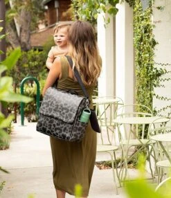 Petunia Pickle Bottom Boxy Backpack Diaper Bag - Shadow Leopard -Kurt Geiger Shop 00000000 zi 6d63eebe 3570 46c4 9b39 a47a0bfc12fa 04 ai