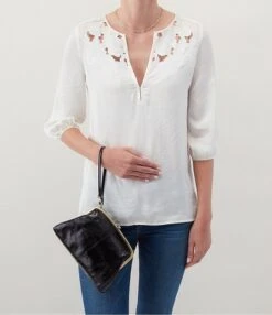 HOBO Lana Crossbody Bag -Kurt Geiger Shop 00000000 zi 75f85b06 d06a 45a8 a0f9 b854fd08a9e8 05 ai