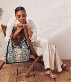 BRAHMIN Delahaye Collection Isabella Deep Azure Shoulder Bag -Kurt Geiger Shop 00000000 zi 84d4424c 4fdb 46a6 8253 94de37b04dab 04 ai