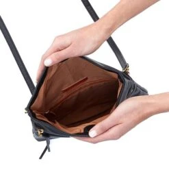 HOBO Velvet Hide Collection Draft Leather Crossbody Bag -Kurt Geiger Shop 00000000 zi 86507e5e 46e0 4ceb 9abc 4fe6145118b1 02 ai