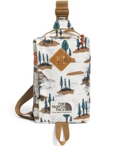 The North Face Berkeley Field Camping Scenic Printed Sling Bag -Kurt Geiger Shop 00000000 zi 9248b67d 0e39 4748 b52b da6453a07bb0