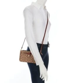 COACH Signature Noa Pop-Up Messenger Crossbody Bag -Kurt Geiger Shop 00000000 zi 9e3f6287 cda4 4c9e a6e1 188e3a7fccb5 03 ai