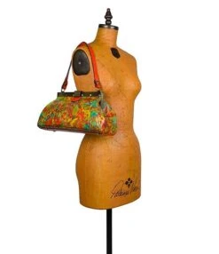 Patricia Nash Ferrara Sunny Days Floral Frame Shoulder Bag -Kurt Geiger Shop 00000000 zi dd435fbf d031 4103 a471 3d95eaa19c1c 04 ai