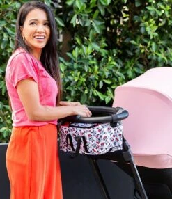 Petunia Pickle Bottom Disney X Petunia Pickle Bottom Intermix Deluxe Kit - Minnie The Muse 11 Petunia Pickle Bottom Disney X Petunia Pickle Bottom Intermix Deluxe Kit - Minnie The Muse -Kurt Geiger Shop 00000000 zi ef816134 de78 44fc a345 b7094e3cfb54 05 ai