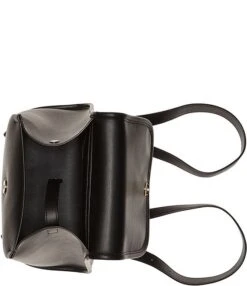 DKNY Brook Leather Backpack -Kurt Geiger Shop 00000000 zi f5cd628c e7f4 44ef b00e 0b3924b846cf 02 ai