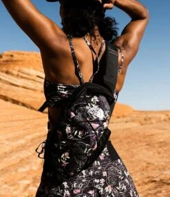 The North Face Printed Borealis 6L Sling Pack -Kurt Geiger Shop 00000000 zi f721a28c 1ff2 4f23 96d0 4050ab36853b 05 ai