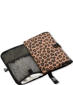 Skip Hop Pronto Signature Travel Changing Station - Classic Leopard -Kurt Geiger Shop 00000001 zi 1518f22f 86ce 41f4 9d5d 46ce9f7ac0c1 01 ai